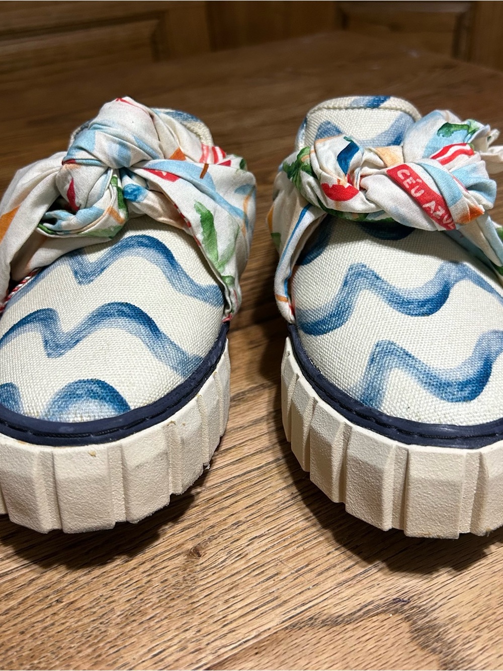 FARM Rio Copacabana Mule Sneakers Tropical Wave Bow Women’s 8.5 New - Picture 4 of 8